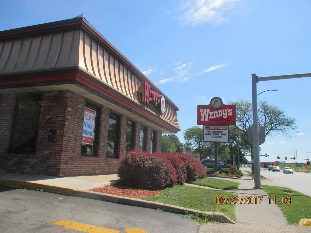 Wendys | restaurant | 1208 Armour Rd, North Kansas City, MO 64116, USA | 8162214670 OR +1 816-221-4670