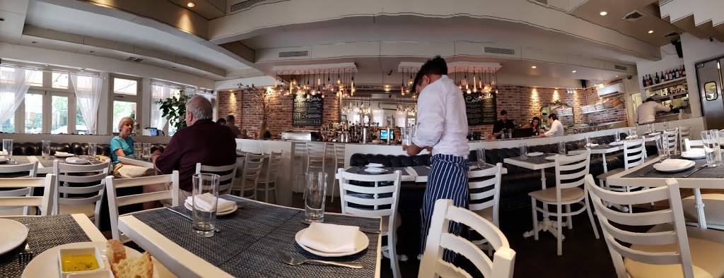 Akrotiri | restaurant | 29-20 30th Ave, Astoria, NY 11102, USA | 7187262447 OR +1 718-726-2447