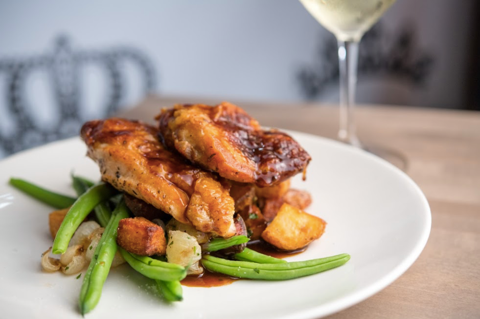 Five Crowns | restaurant | 3801 East Coast Hwy, Corona Del Mar, CA 92625, USA | 9497600331 OR +1 949-760-0331