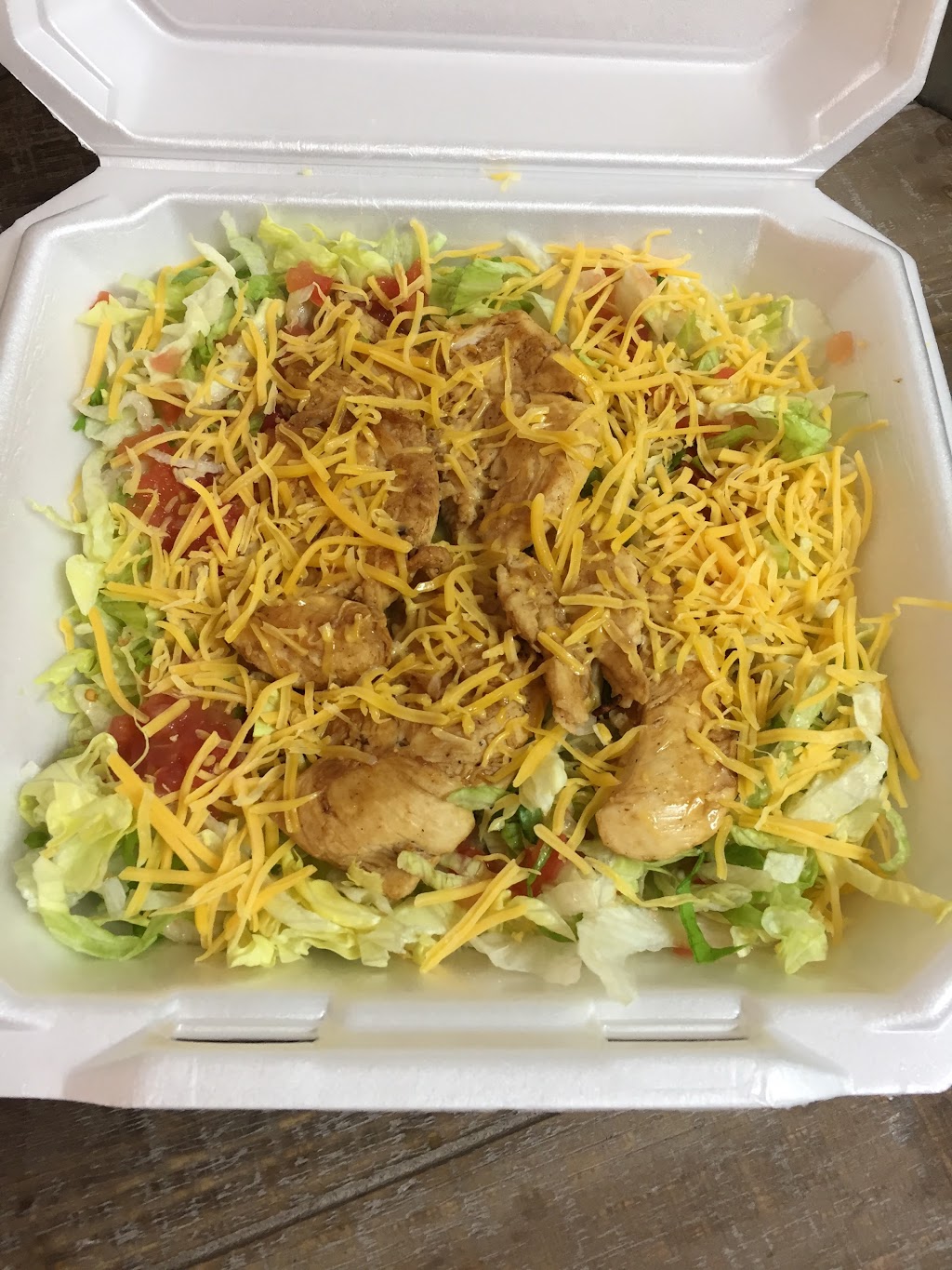 The Grill 708 Cafe & Novelties | restaurant | 708 Hwy 82, E St, Greenville, MS 38701, USA | 6623367485 OR +1 662-336-7485