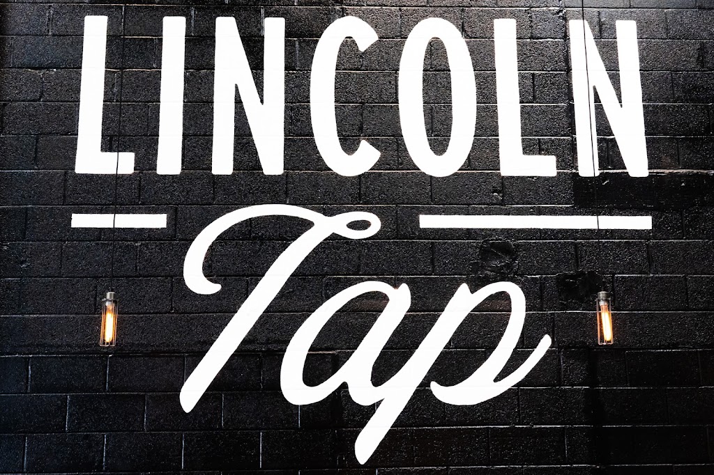 Lincoln Tap | restaurant | 330 E Lincoln Ave, Royal Oak, MI 48067, USA | 2485562433 OR +1 248-556-2433