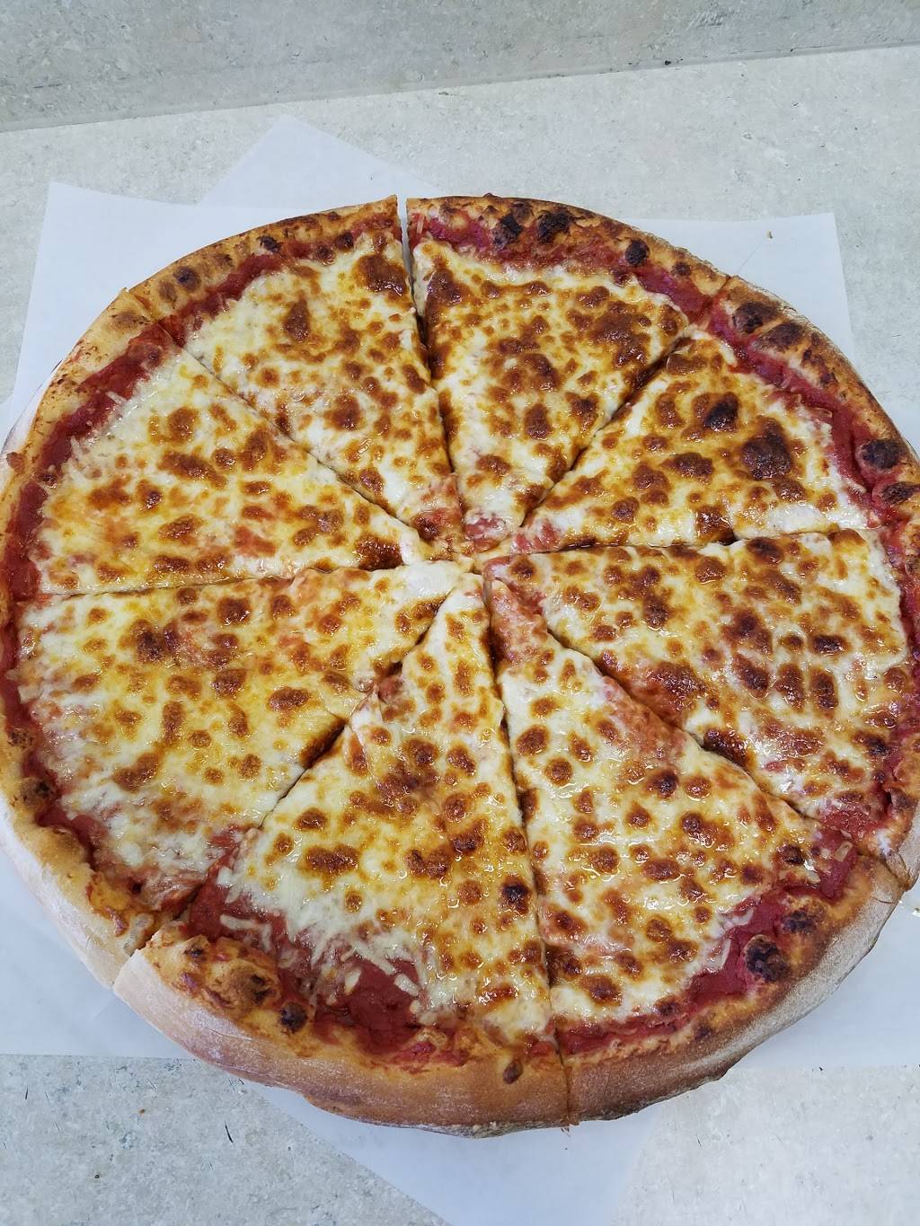 Bobs Poplar Pizza | restaurant | 2912 William St, Cheektowaga, NY 14227, USA | 7168925118 OR +1 716-892-5118