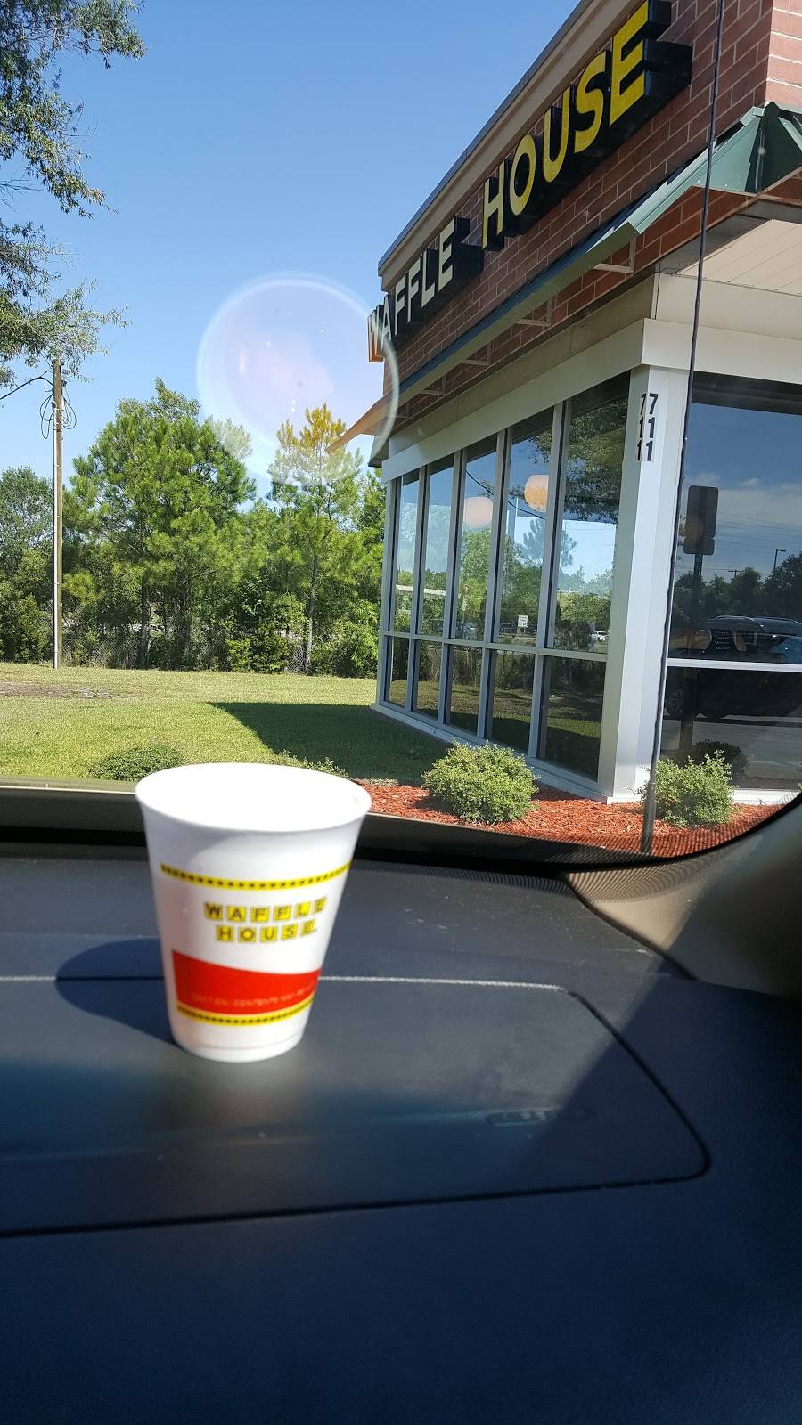 Waffle House | meal takeaway | 711 Frontage Rd E, Myrtle Beach, SC 29577, USA | 8434452711 OR +1 843-445-2711