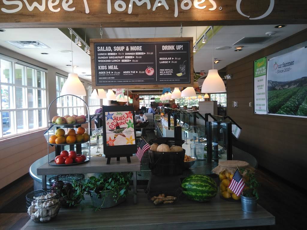 Sweet Tomatoes | restaurant | 8775 Katy Fwy, Houston, TX 77024, USA | 7133659594 OR +1 713-365-9594