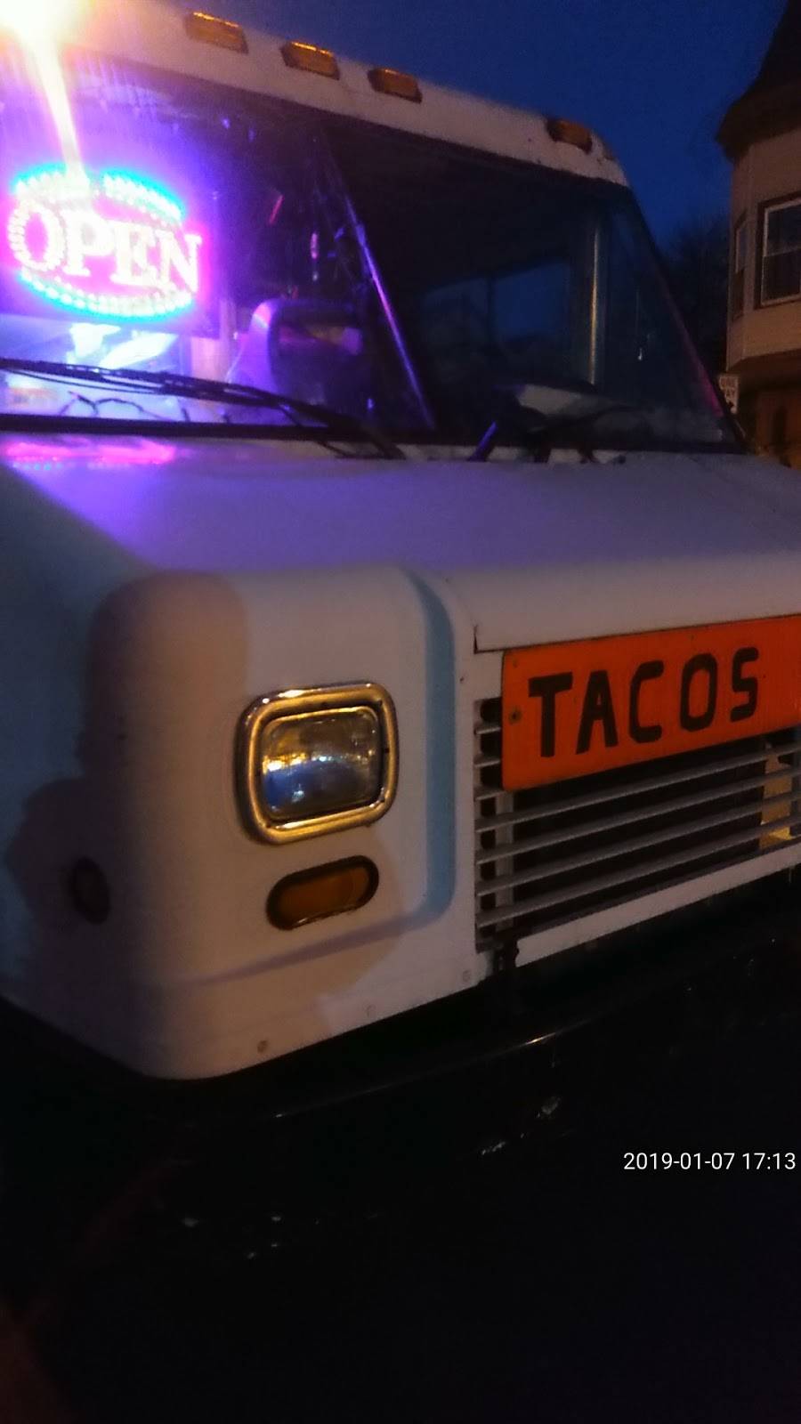 The Taco Truck | restaurant | 3129-3199 E 83rd St, Chicago, IL 60617, USA | 7737048160 OR +1 773-704-8160