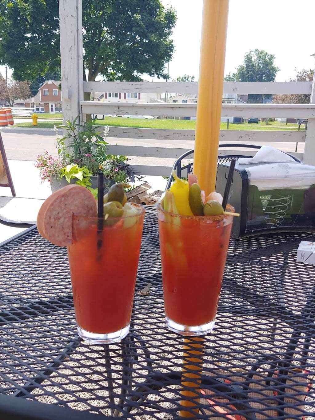 Luna Pier Beach Cafe | cafe | 4380 Luna Pier Rd, Luna Pier, MI 48157, USA | 7343177711 OR +1 734-317-7711