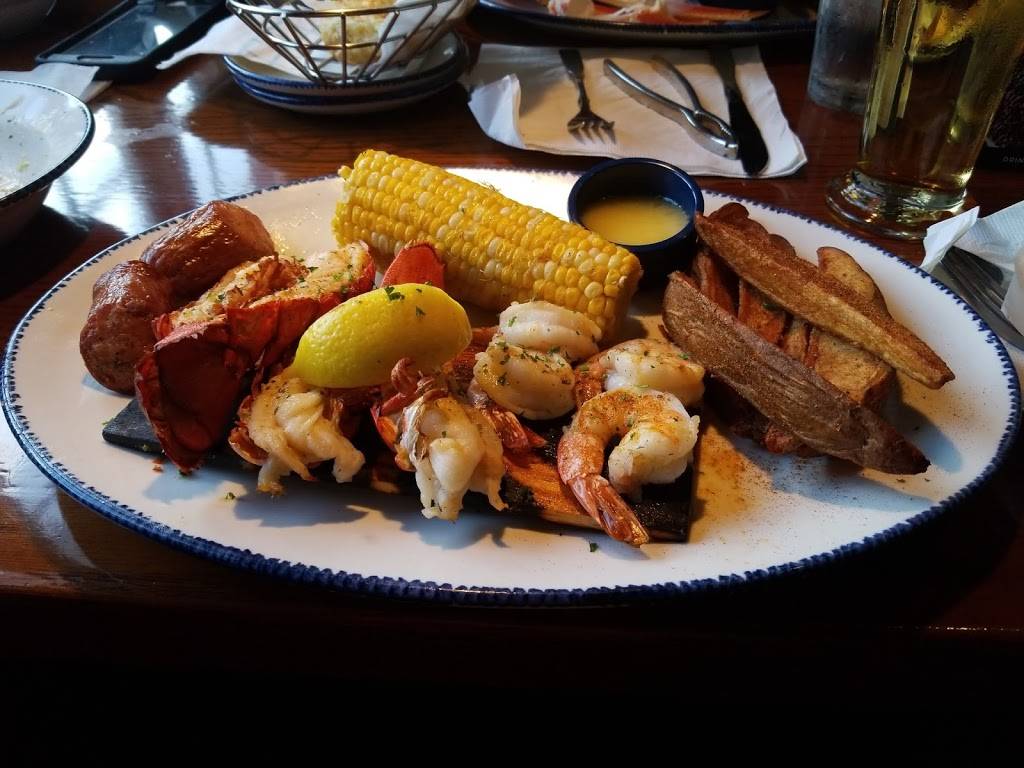 Red Lobster | restaurant | 3901 Medina Rd, Akron, OH 44333, USA | 3306660727 OR +1 330-666-0727