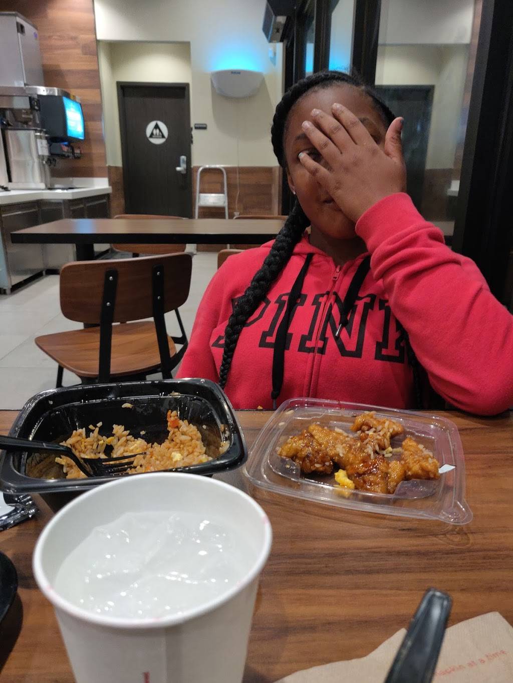 Panda Express | restaurant | 3640 Crocker Dr Suite 140, Sacramento, CA 95818, USA | 9163180980 OR +1 916-318-0980