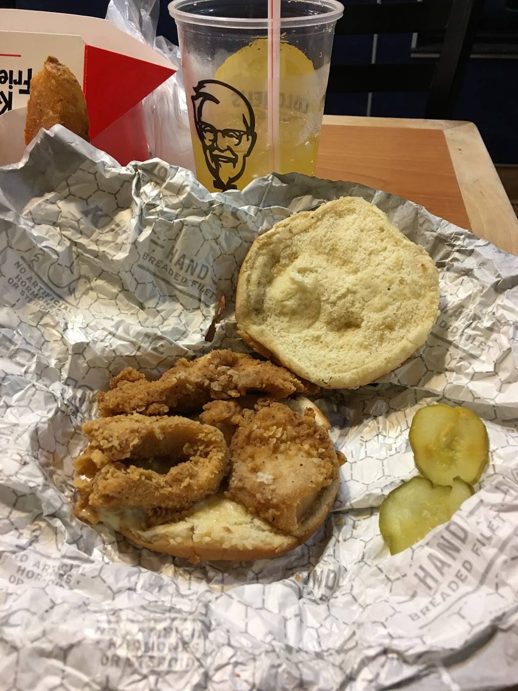KFC | restaurant | 15179 Hesperian Blvd, San Leandro, CA 94578, USA | 5102767666 OR +1 510-276-7666