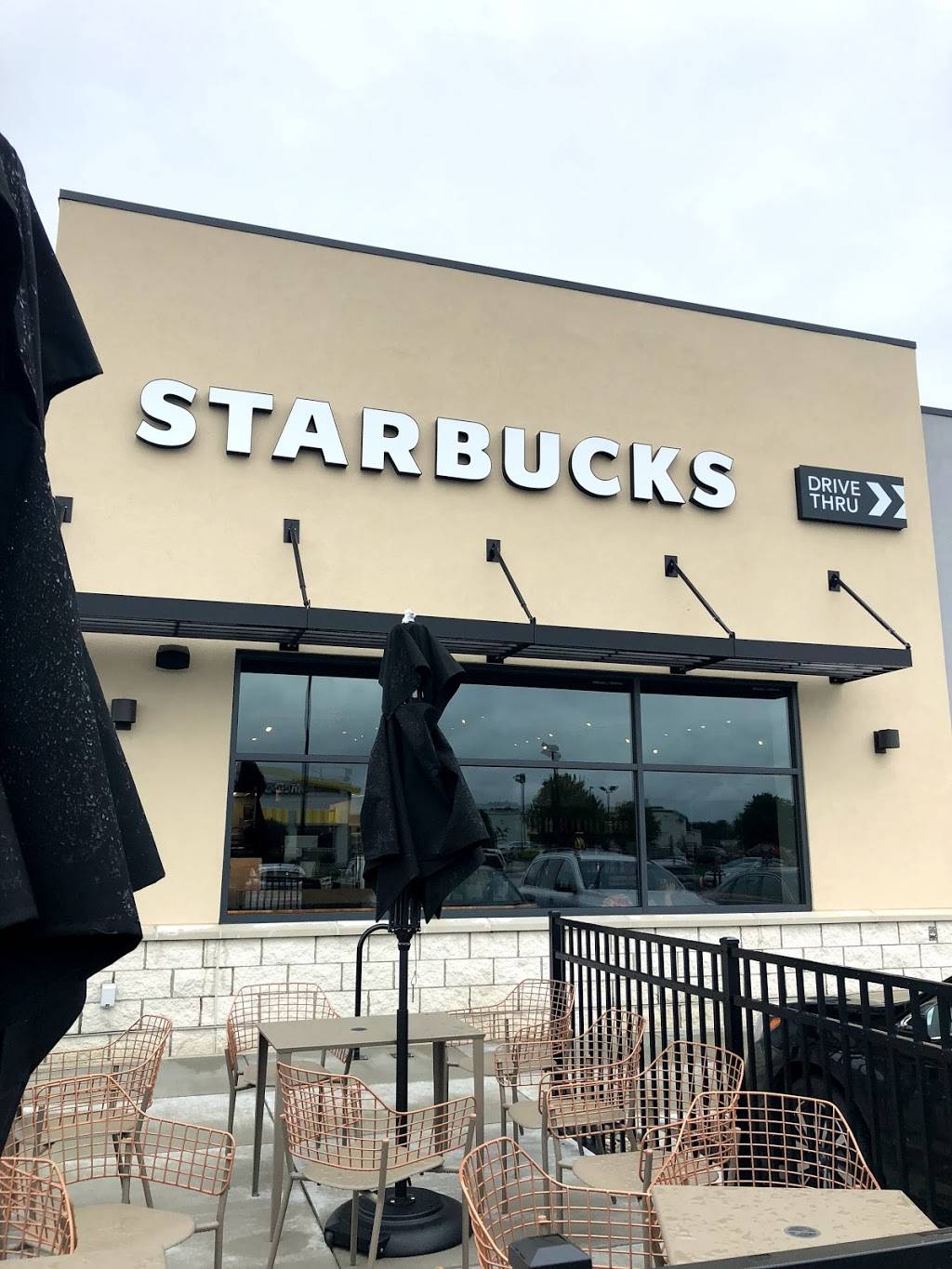 Starbucks | cafe | 2164 Millennium Blvd K, Cortland, OH 44410, USA | 3303721497 OR +1 330-372-1497