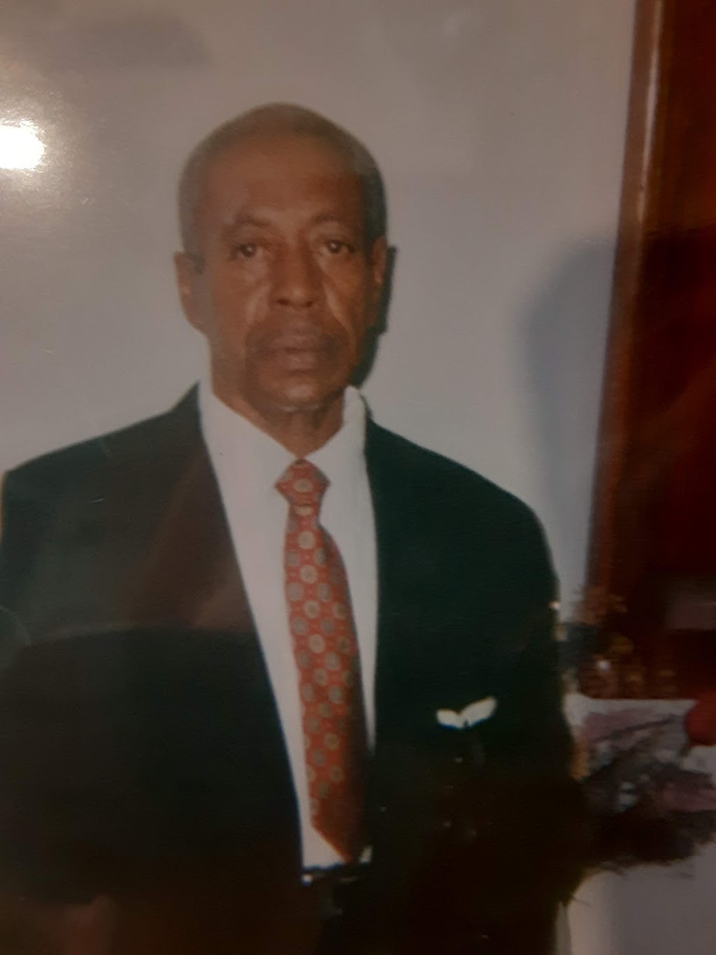 Hickory Hut | restaurant | 665 Bradley Ferry Rd, Camden, AR 71701, USA | 8708372541 OR +1 870-837-2541