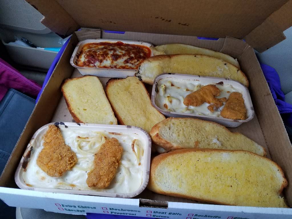 Detellos Pizza & Pasta | restaurant | 6207 Dell Rd, Eden Prairie, MN 55346, USA | 9529340333 OR +1 952-934-0333