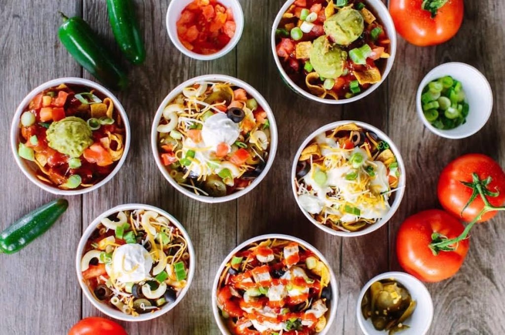 Petros Chili & Chips - Burlington | restaurant | 3866 Rural Retreat Rd, Burlington, NC 27215, USA | 3363958215 OR +1 336-395-8215