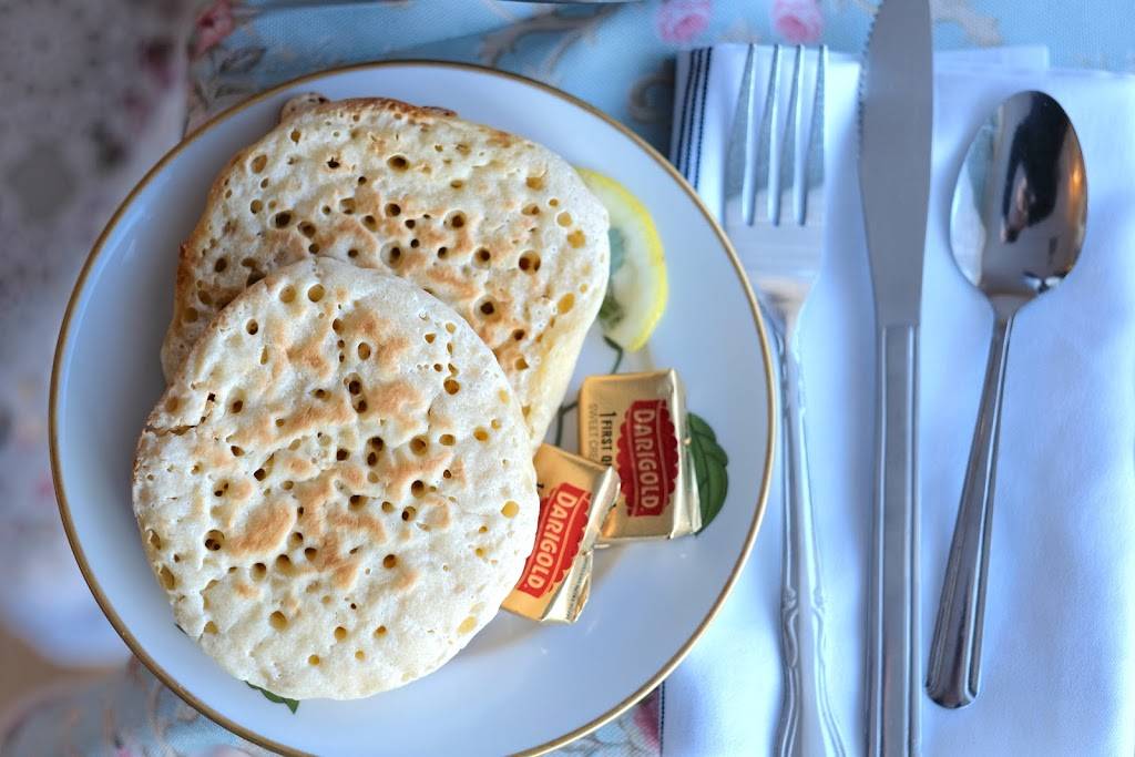 Lovejoys Tea Room of Portland | cafe | 3286 NE Killingsworth St, Portland, OR 97211, USA | 5035677888 OR +1 503-567-7888