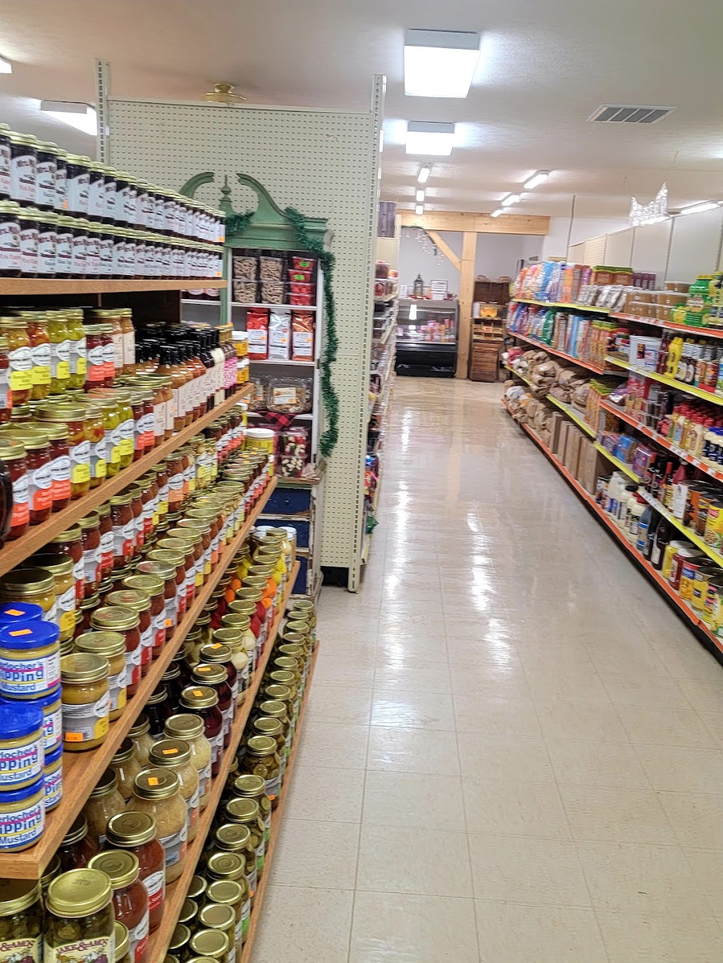 Dutch Kuntry Store | restaurant | 1542 NY-230, Dundee, NY 14837, USA | 6072433222 OR +1 607-243-3222