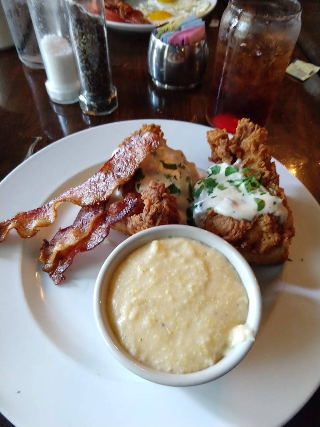 Friends Grille and Bar | restaurant | 3338-B Country Club Road, Valdosta, GA 31605, USA | 2292423282 OR +1 229-242-3282