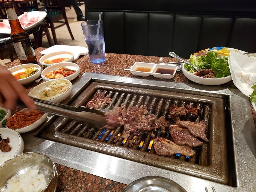 Ginseng B.B.Q | restaurant | 3765 S Las Vegas Blvd, Las Vegas, NV 89115, USA | 7028918403 OR +1 702-891-8403