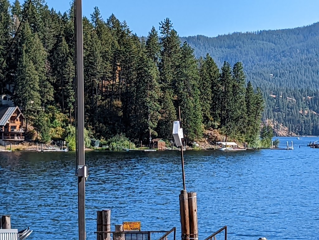 Tonys On the Lake | restaurant | 6823 E Coeur DAlene Lake Dr, Coeur dAlene, ID 83814, USA | 2086679885 OR +1 208-667-9885