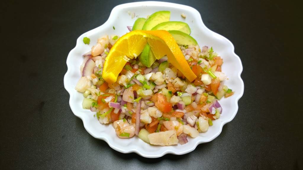 Mariscos La Diabla | restaurant | 4222 W 63rd St, Chicago, IL 60629, USA | 7735814222 OR +1 773-581-4222