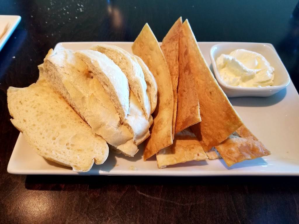 Cove Steakhouse & Raw Bar | restaurant | 777 Harrahs Blvd, Chester, PA 19013, USA | 4844901816 OR +1 484-490-1816