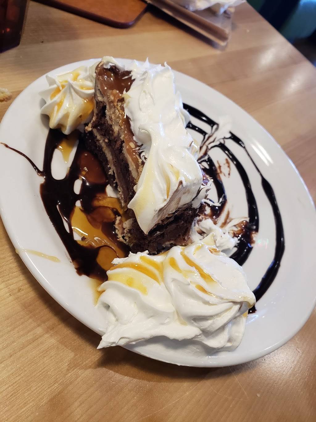 East Side Marios Oshawa | restaurant | 471 Gibb St, Oshawa, ON L1J 1A4, Canada | 2893161899 OR +1 289-316-1899