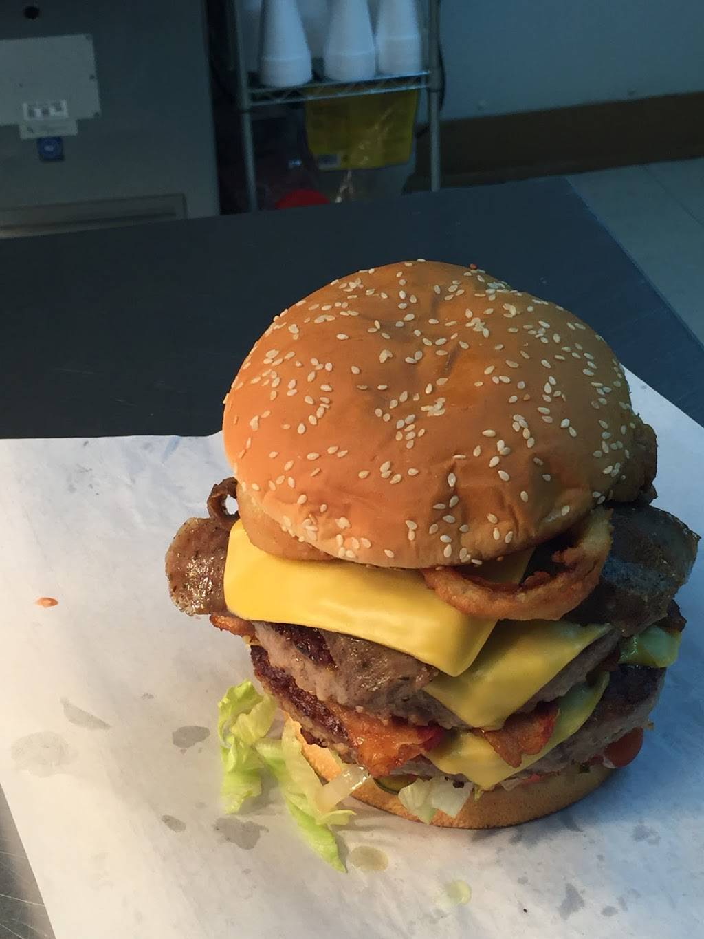 L & E Vienna | restaurant | 5965 W Chicago Ave, Chicago, IL 60651, USA | 3127781061 OR +1 312-778-1061