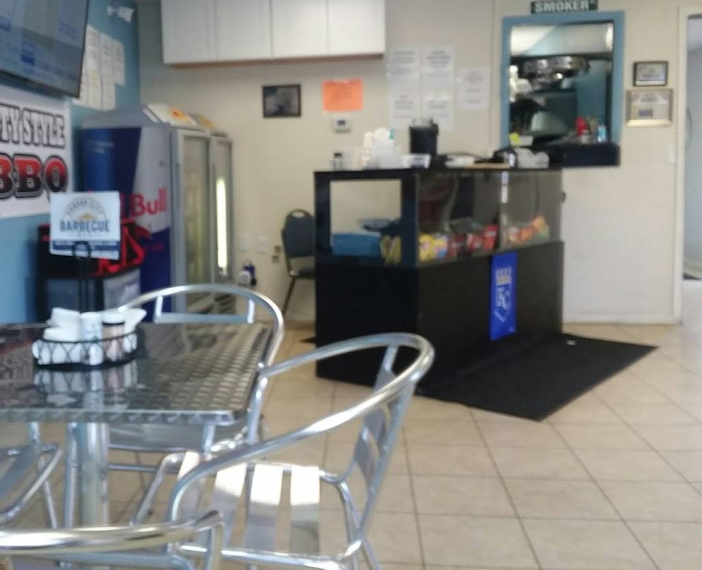 Kansas City Barbeque Pit | restaurant | 2645 N Oakland Ave, Decatur, IL 62526, USA | 2172206090 OR +1 217-220-6090