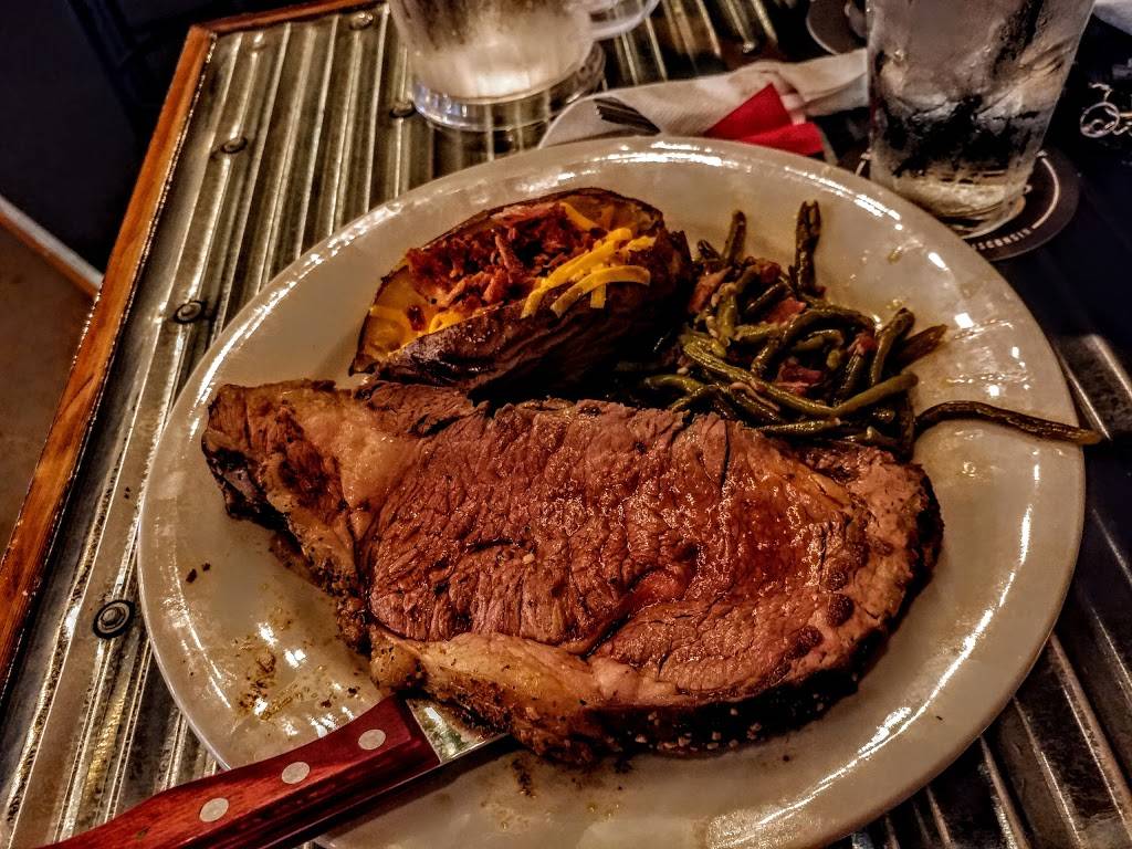 Sasquatch Jacks Hideaway Barroom & Grill | restaurant | 118 10th St SW, Waverly, IA 50677, USA | 3195592444 OR +1 319-559-2444