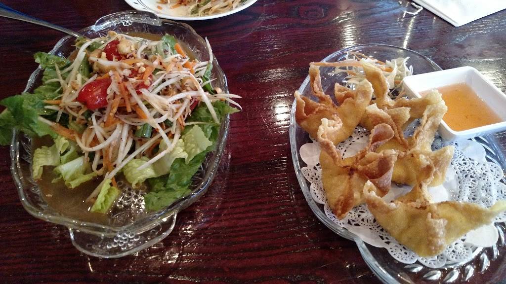 Ta Wan Thai Restaurant | restaurant | 1644 S Randall Rd, Algonquin, IL 60102, USA | 2242418010 OR +1 224-241-8010