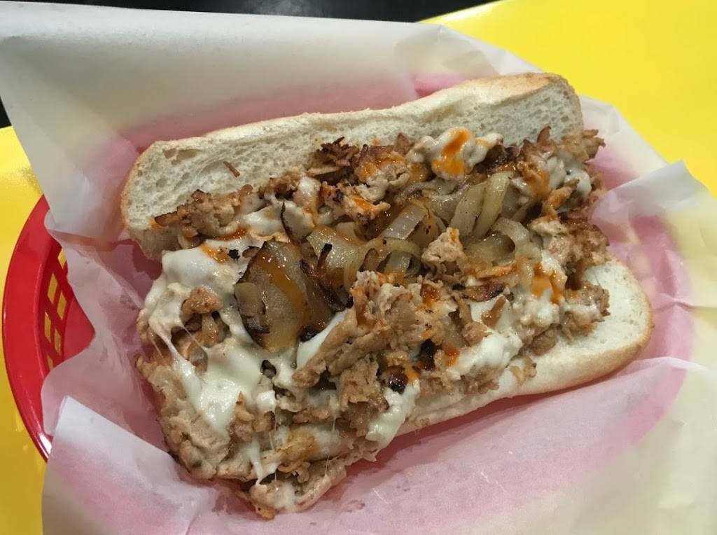 Balboas Cheesesteaks | restaurant | 22 E Chicago Ave #117, Naperville, IL 60540, USA | 6309124267 OR +1 630-912-4267
