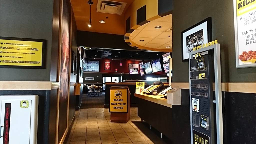 Buffalo Wild Wings | restaurant | 10500 Ulmerton Rd #476, Largo, FL 33771, USA | 7275849453 OR +1 727-584-9453