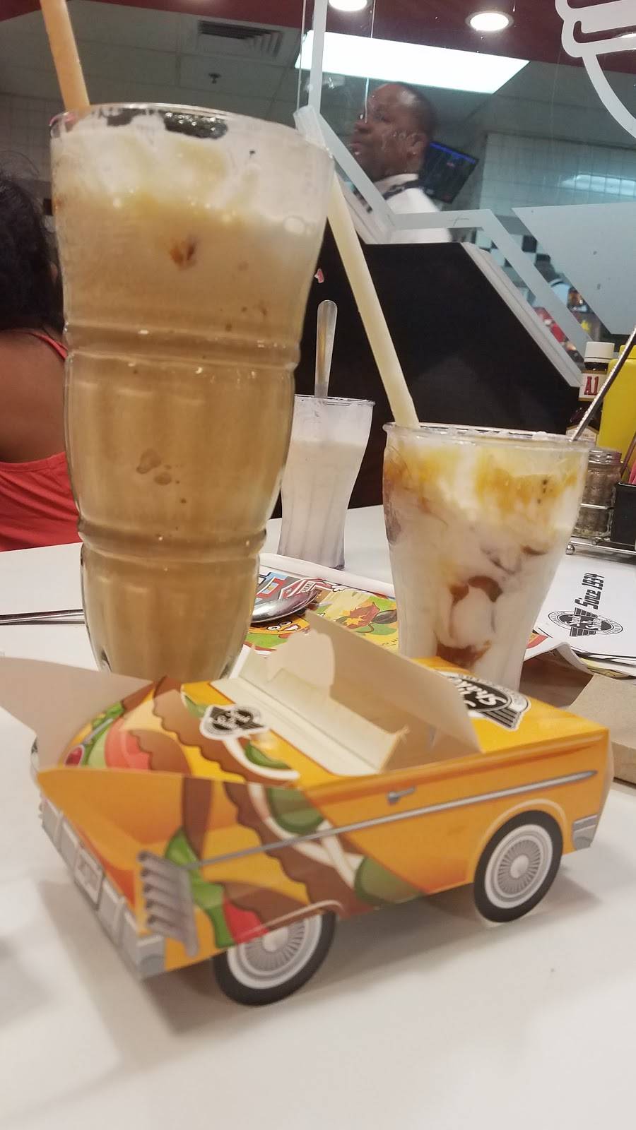 Steak n Shake | restaurant | 2355 North Point Ct, Alpharetta, GA 30022, USA | 7707511101 OR +1 770-751-1101