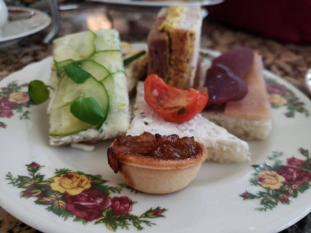 Garden View Tea Room | cafe | 4401 Floridian Way, Orlando, FL 32830, USA | 4079393463 OR +1 407-939-3463