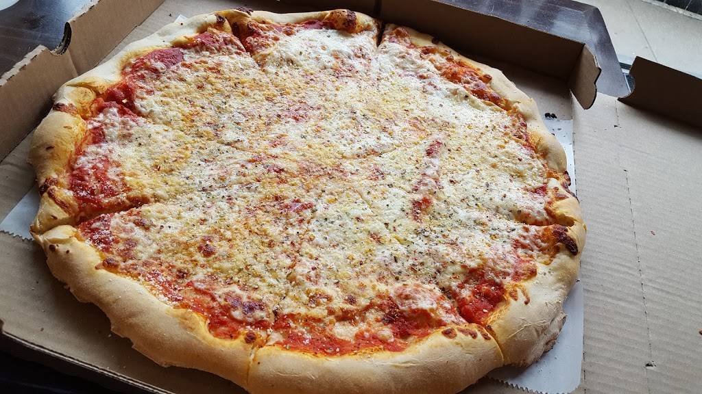 Amicis | restaurant | 35 Main St, Poughkeepsie, NY 12601, USA | 8454524700 OR +1 845-452-4700