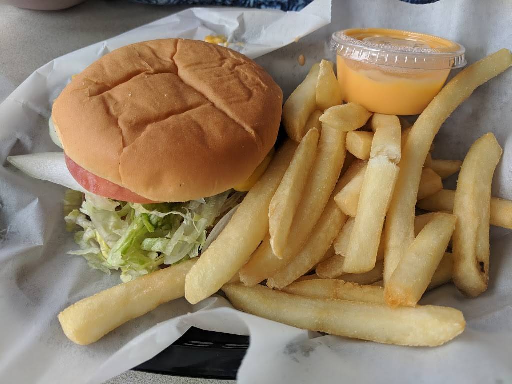 Stackerz Burgers and More. Jefferson Park | meal takeaway | 5729 N Northwest Hwy, Chicago, IL 60646, USA | 7739930047 OR +1 773-993-0047