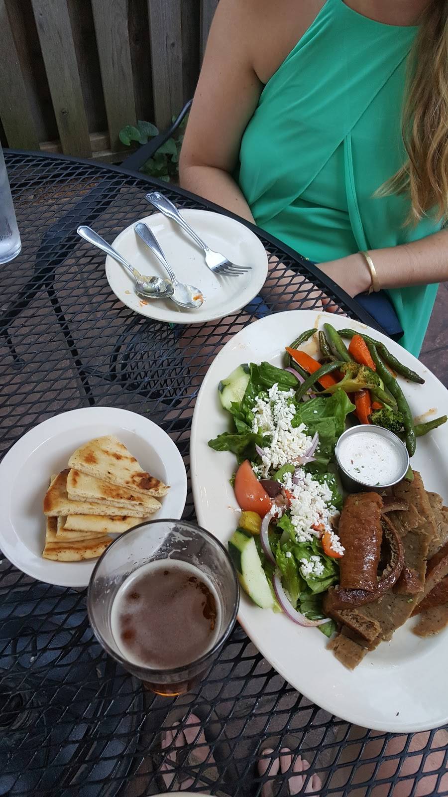 Happy Greek Restaurant and Pub | restaurant | 660 N High St, Columbus, OH 43215, USA | 6144631111 OR +1 614-463-1111