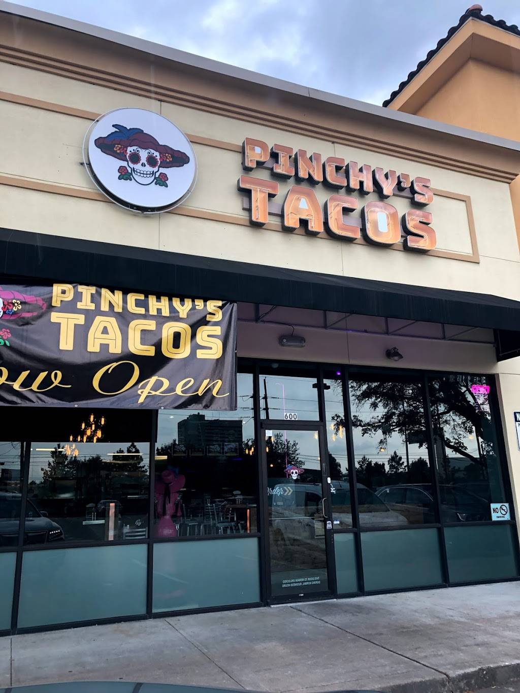 Pinchys Tacos | restaurant | 14515 Katy Fwy suite 600, Houston, TX 77079, USA | 8322435891 OR +1 832-243-5891