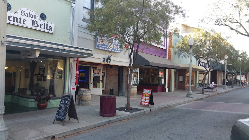 Paulies Pizza Pub | restaurant | 247 N 2nd Ave, Upland, CA 91786, USA | 9096081115 OR +1 909-608-1115