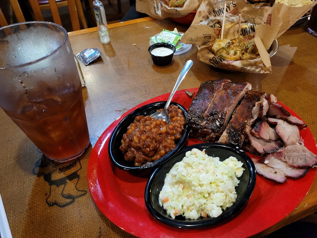 Sonnys BBQ | restaurant | 2250 FL-71, Marianna, FL 32448, USA | 8505267274 OR +1 850-526-7274