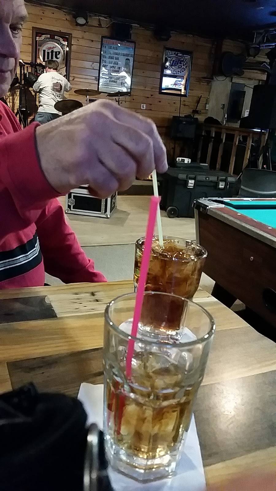 Jumpin Jacks | restaurant | 27796 Jodrell St NE, North Branch, MN 55056, USA | 7634448311 OR +1 763-444-8311