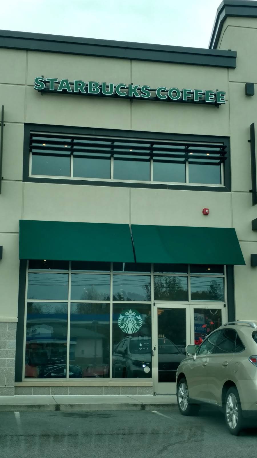 Starbucks | cafe | 1019 Trapelo Rd #1019D, Waltham, MA 02452, USA | 7818913027 OR +1 781-891-3027
