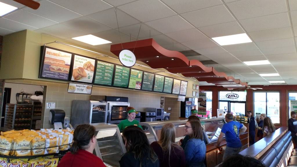 Subway | restaurant | 3501 8th St SW, Altoona, IA 50009, USA | 5159671628 OR +1 515-967-1628