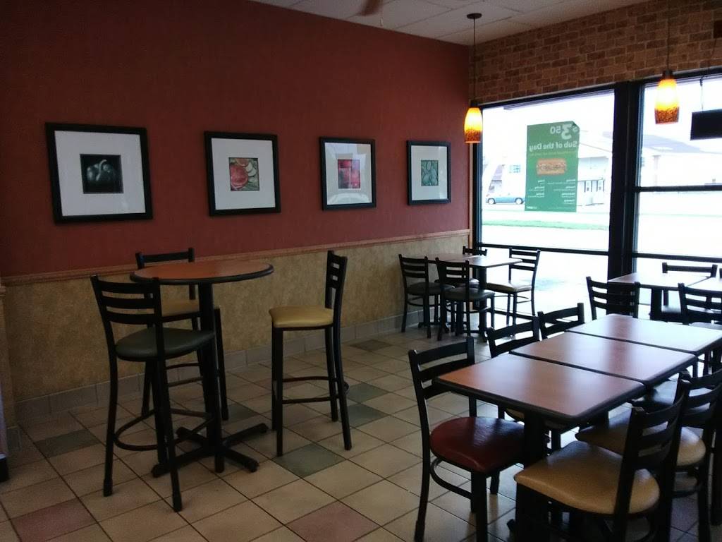 Subway | restaurant | 175 N Miriam St, Nappanee, IN 46550, USA | 5747732888 OR +1 574-773-2888