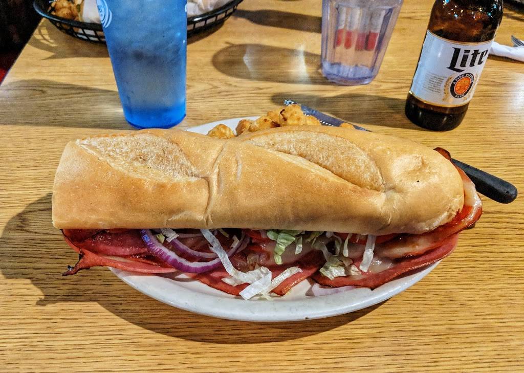 Martinos On Vine | restaurant | 2618 Vine St, Cincinnati, OH 45219, USA | 5132218487 OR +1 513-221-8487