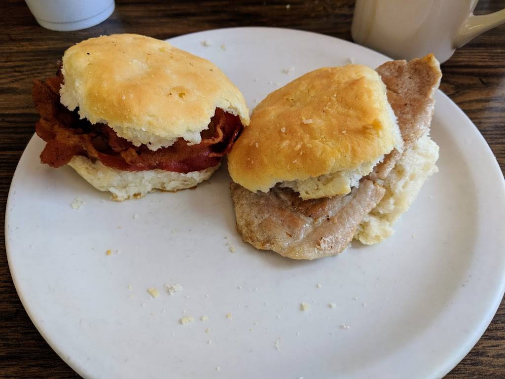 Mr Biscuit | restaurant | 1904 Chattanooga Rd, Dalton, GA 30720, USA | 7062264314 OR +1 706-226-4314