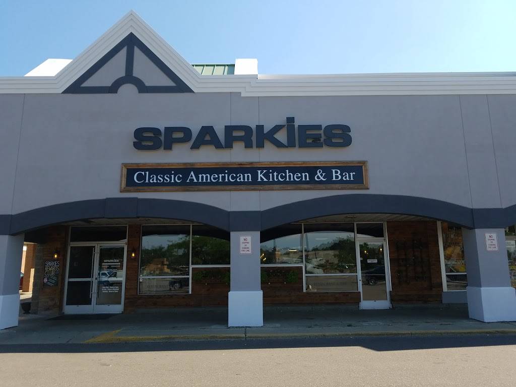 Sparkies Kitchen & Bar | restaurant | 2868 E Highland Rd, Highland Charter Twp, MI 48356, USA | 2488872610 OR +1 248-887-2610
