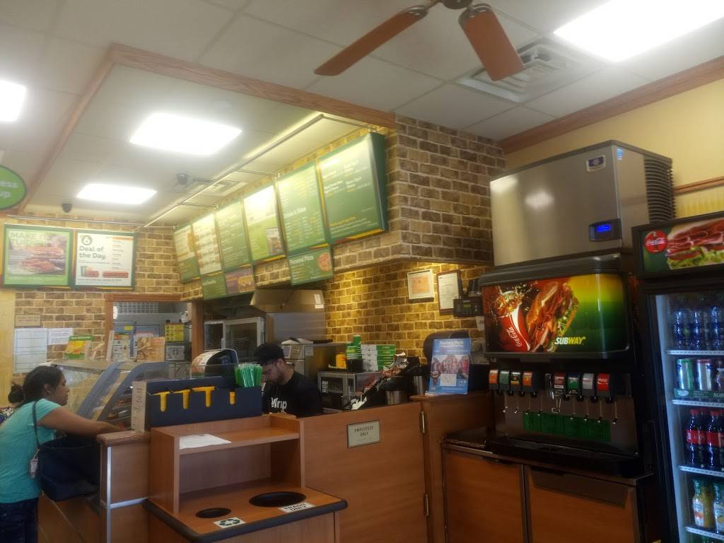 Subway Restaurants | restaurant | 68-18 Roosevelt Ave, Woodside, NY 11377, USA | 9293281257 OR +1 929-328-1257