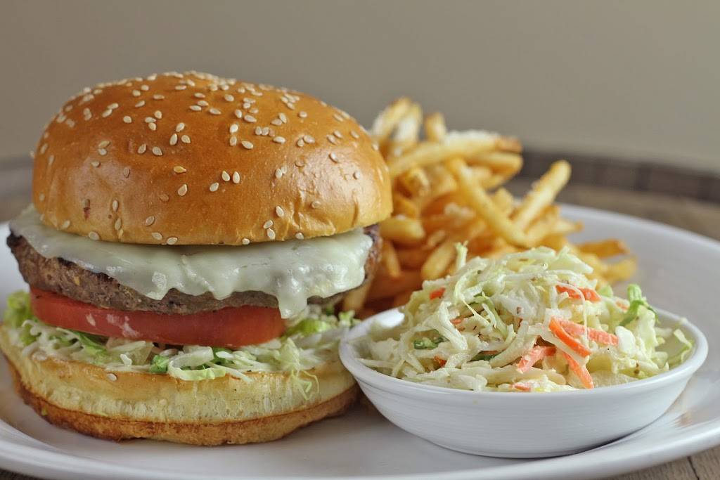 Pinstripes | restaurant | 100 W Higgins Rd, South Barrington, IL 60010, USA | 8478449300 OR +1 847-844-9300