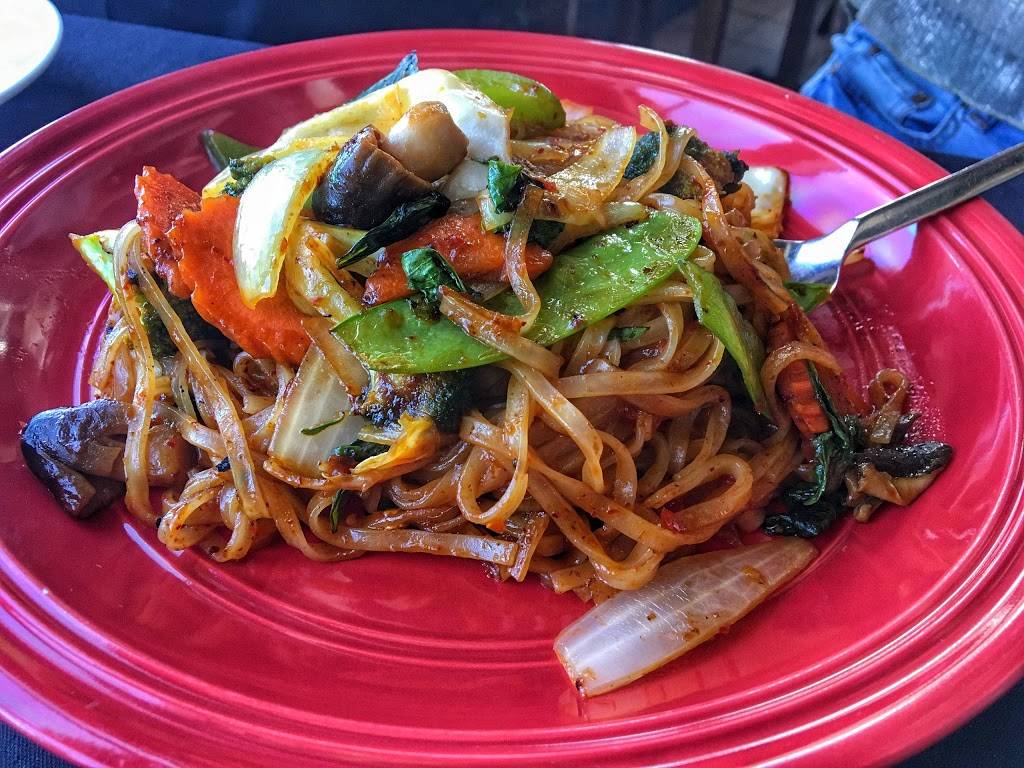 Thai On the Beach | restaurant | Located On 2nd Floor, 901 N Fort Lauderdale Beach Blvd, Fort Lauderdale, FL 33304, USA | 9545650015 OR +1 954-565-0015