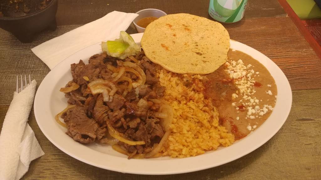 Manuelitos Mexican Restaurant | restaurant | 20455 Sherman Way, Canoga Park, CA 91306, USA | 8189921003 OR +1 818-992-1003